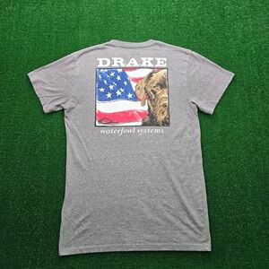 Drake Waterfowl Tshirt Mens Medium Gray Labrador Dog Flag Patriotic Graphic